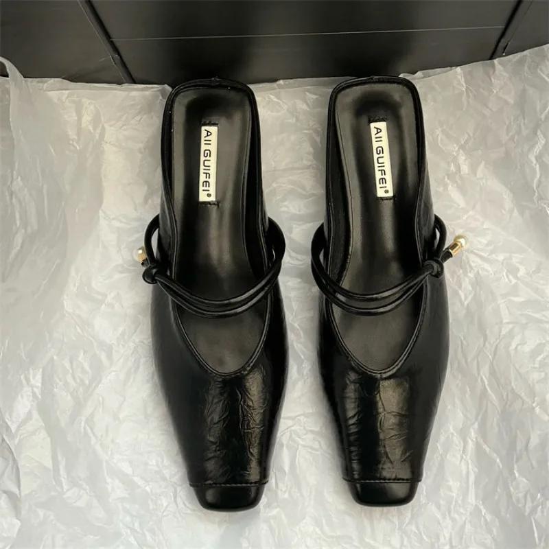 Fashion Women's Slippers and Ladies Sandals Low Heel Rubber Shoes New Collection On Promotion Korea Style Small Size Slides Eva Original