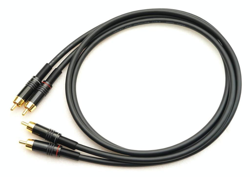 MOGAMI 2534 Phosphor Bronze RCA Cable with Red and White Lines (2 Pairs, 1.5m)