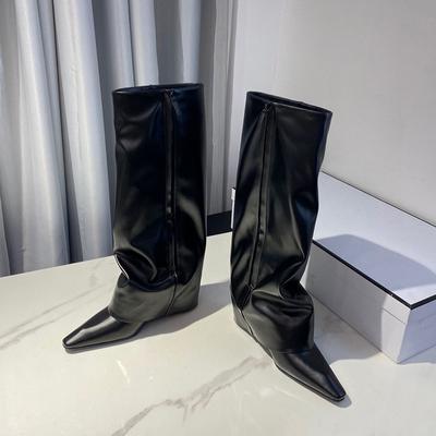 2025 novas botas de cano alto até o joelho infantis, botas de cavaleiro de salto alto pontiagudas, botas de cano para calças de nicho de couro envernizado