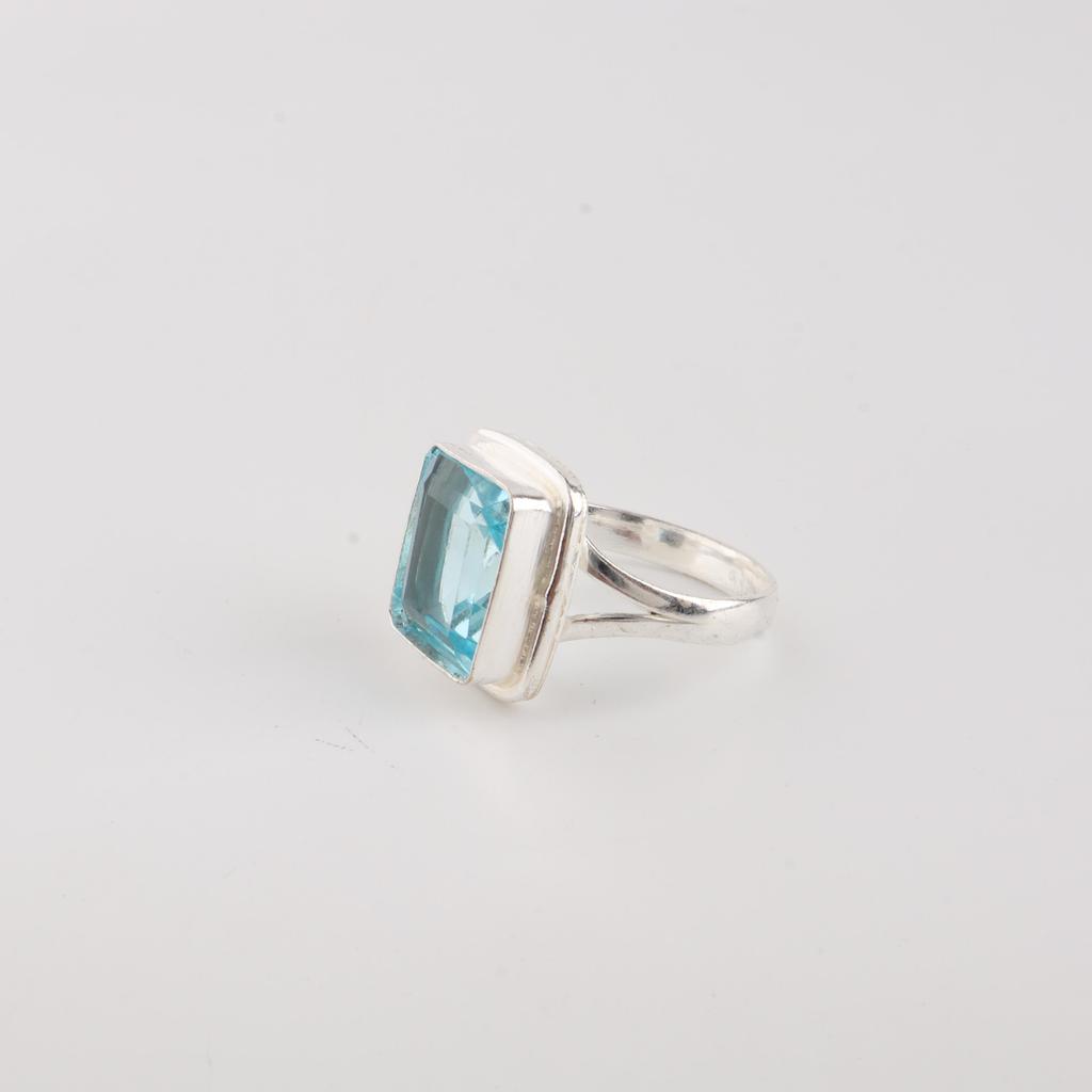 Naturlig Himmelblå Topas Ädelsten 925 Sterlingsilver Handgjorda Smycken Designer Damring För Jubileumspresent RR-79-2