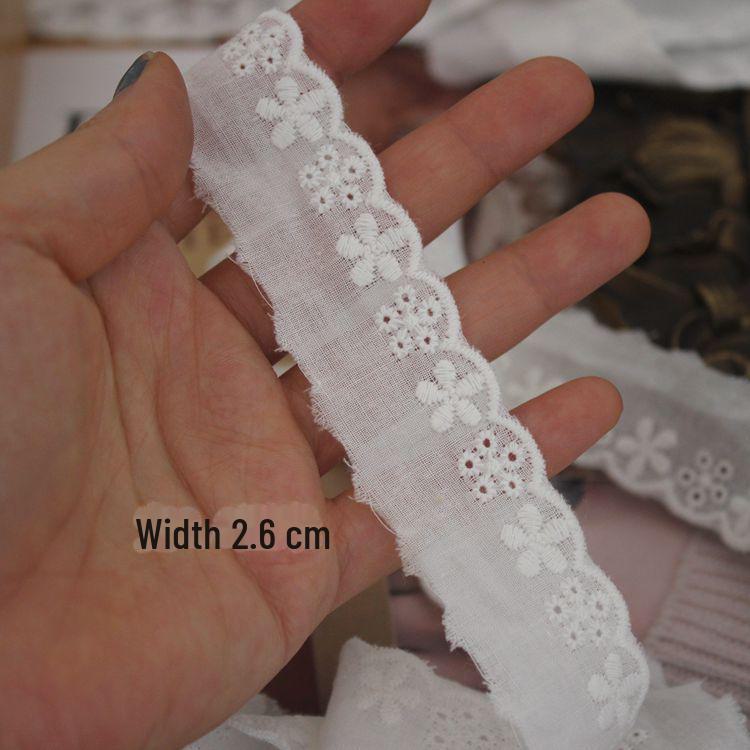 Exquisite Narrow Edge Cotton Lace with Small Floral Embroidery for Clothing Decoration