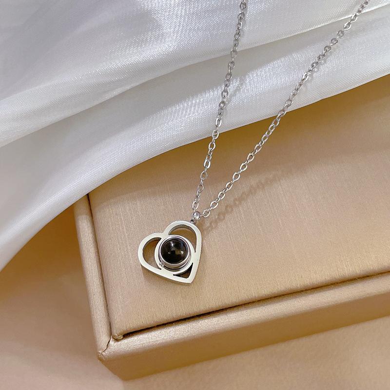 Love Projection Minimalist Furnace Real Gold Necklace Female Collarbone Chain Accessories
