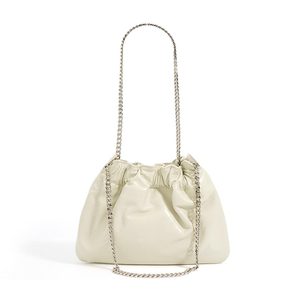 Niche design retro chain pleated cloud bag premium feeling oil wax leather underarm bag simple messenger bag women