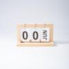 Retro INS Style Wooden Perpetual Flip Calendar – Small Desktop Ornament for Home Decoration