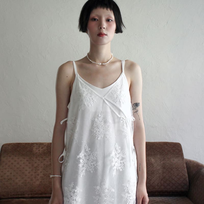 Rubati Mother of Pearl+Crystal Necklace