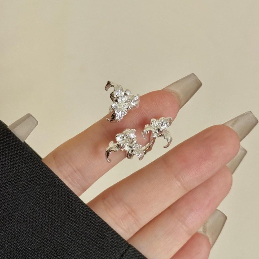 

Adjustable Floral Stacking Ring Metal Material Open Ring New Chinese-style Ring Daily Wear серебряный