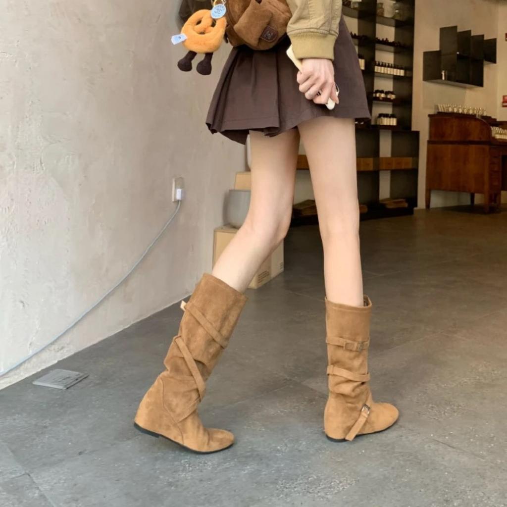 2025 new retro western cowboy boots women's soft pleated stacked boots inner height-increasing boots medium tube fashion