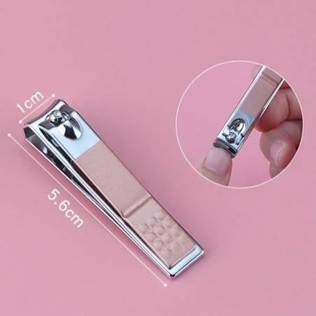 Ecarla Zestaw Akcesoriów Do Manicure W Etui Różowa Świnka Ak07