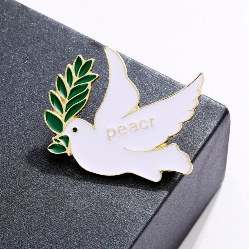 Elegant Peace Doves Brooch Symbolizing Harmonies and Friendship Alloy Texture Stylish Lapel Pin for Various Occasions