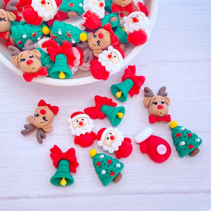20PCS Cute cartoon Santa Claus, deer head, Christmas tree Resin Crafts Scrapbooking Phone Decor Embellishments DIY Accessories