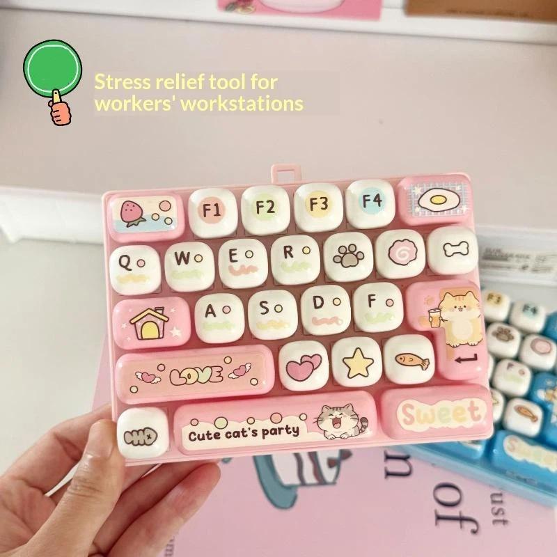 1Pcscute Cute 26 Key Stress Reducing Keyboard Creative Mechanical Healing Tool Popular Pendant Small Gift Accessories