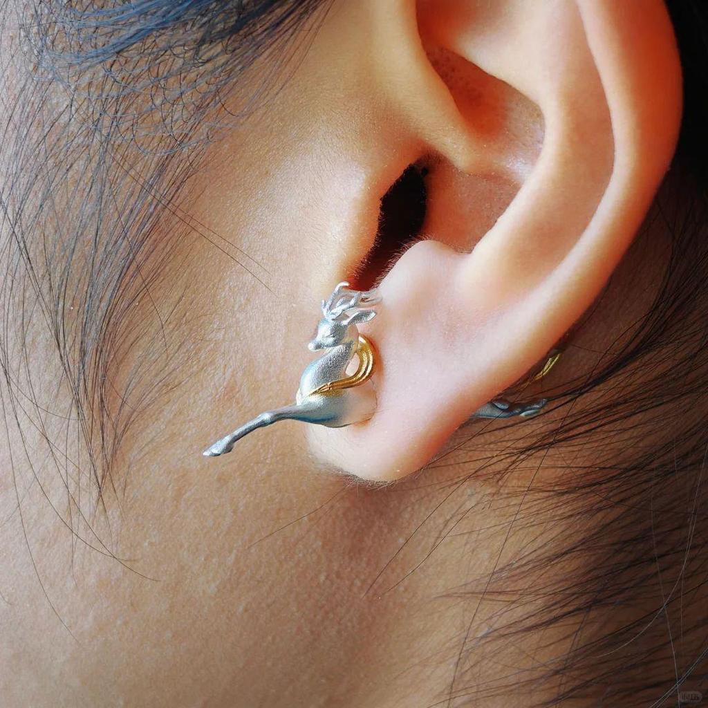 Retro 2025 Dunhuang Inspired Nine-Colored Deer Stud Earrings: Gold & Silver Two-Tone with S925 Silver Needle