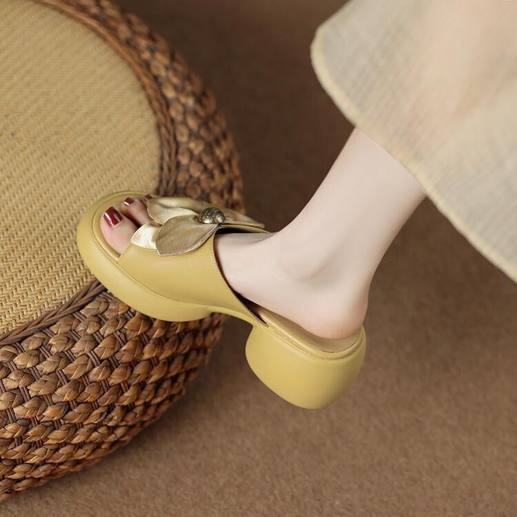 Sandalen Kawaii Niedliche Damen Hausschuhe Weiche Schuhe für Damen Draußen Hoch bis zu 5cm Absatz Pantoletten Leder Sabot Rutschfest 2025 Luxus 39