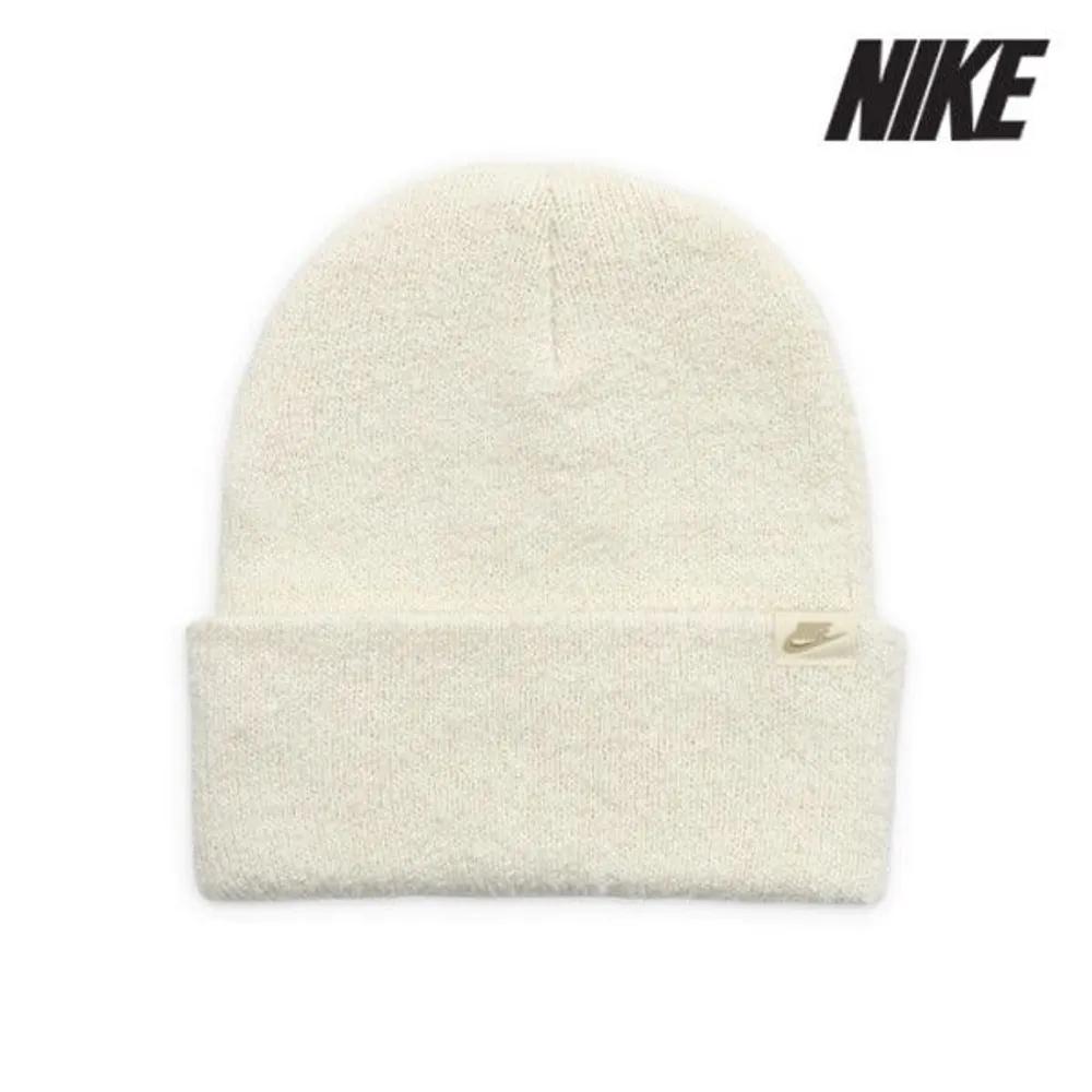 Beanie Hat /b5- FZ2125-110 / Peak Beanie 1SIZE