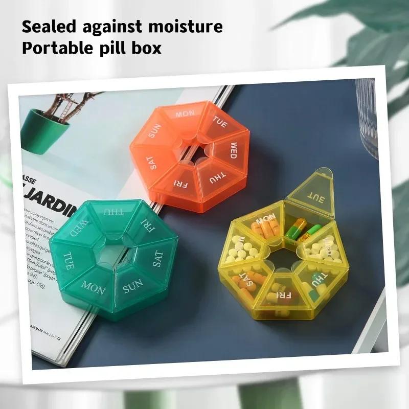 7 Dni Tygodniowy Pojemnik na Tabletki Uchwyt na Tabletki Pudełko do Przechowywania Leków Pojemnik na Leki Organizer na Tabletki Tygodniowy Pojemnik na Kapsułki Kolorowy Organizer