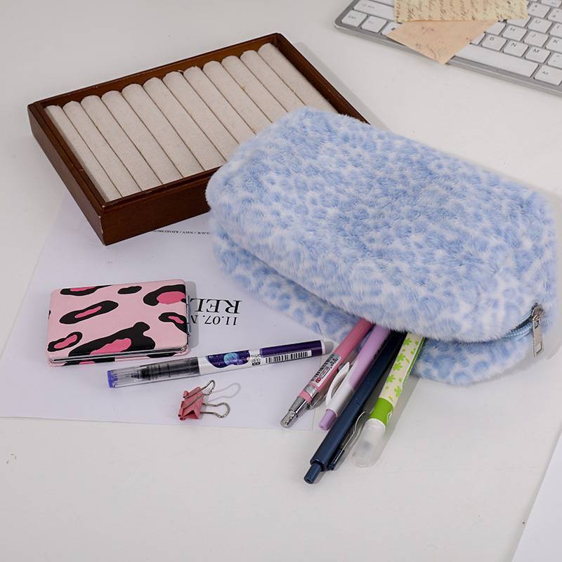 Plush Pink Leopard Print Makeup Bag With Travel Organizer For Women