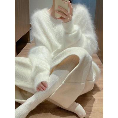Luxurious White V-Neck Mink Velvet Women's Sweater - Autumn/Winter Mohair Knit, Thick and Soft