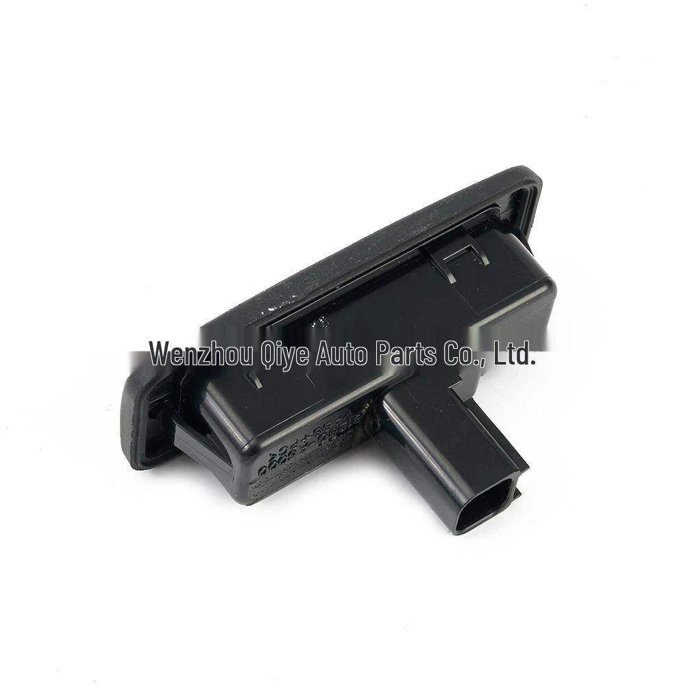 

Переключатель багажника Hyundai 81260-A5000 Unknown