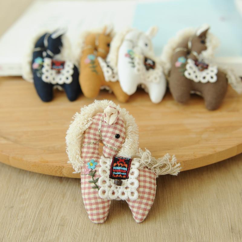 Handgemaakte Stof Pony Met Borduur Broche Pin Cartoon Dames Kleding Sieraden Accessoires Paard Corsage