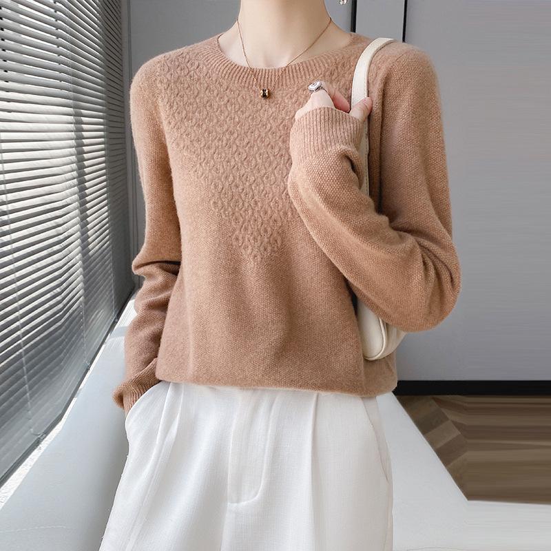Women's Stylish Wool Cashmere Sweater - Round Neck, Loose Fit, Hollow Design, Autumn/Winter Base Layer.
