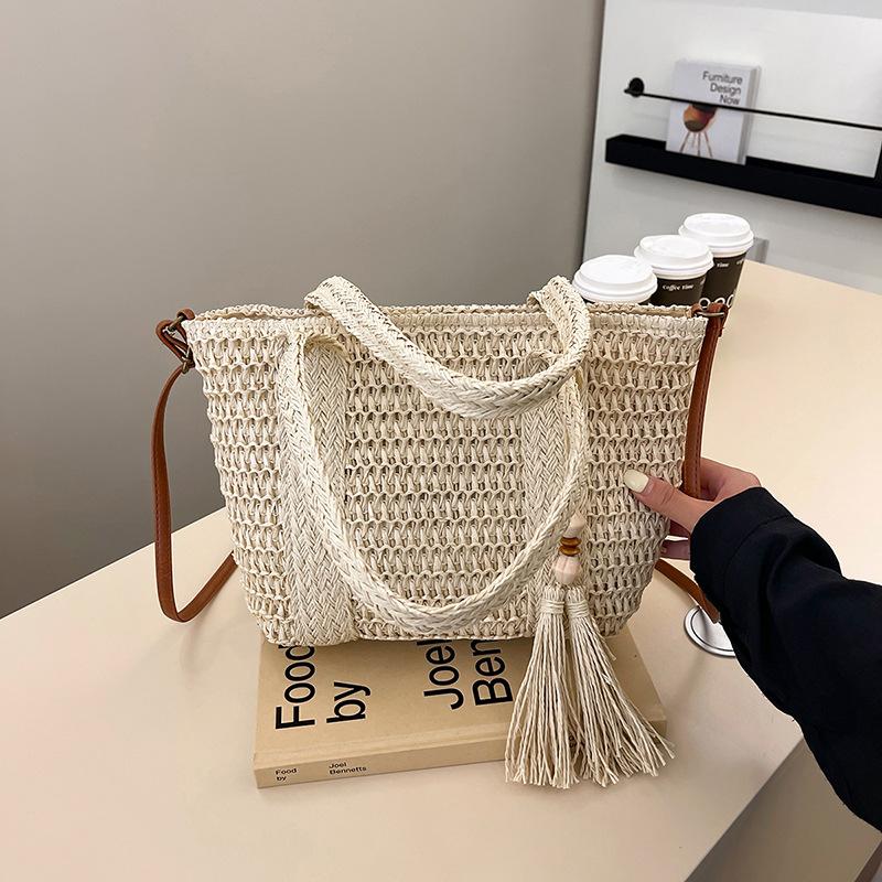 Portable Large-capacity Woven Bag Women's Summer New Simple Casual Straw Bag Commuter Versatile Shoulder Women's Bag