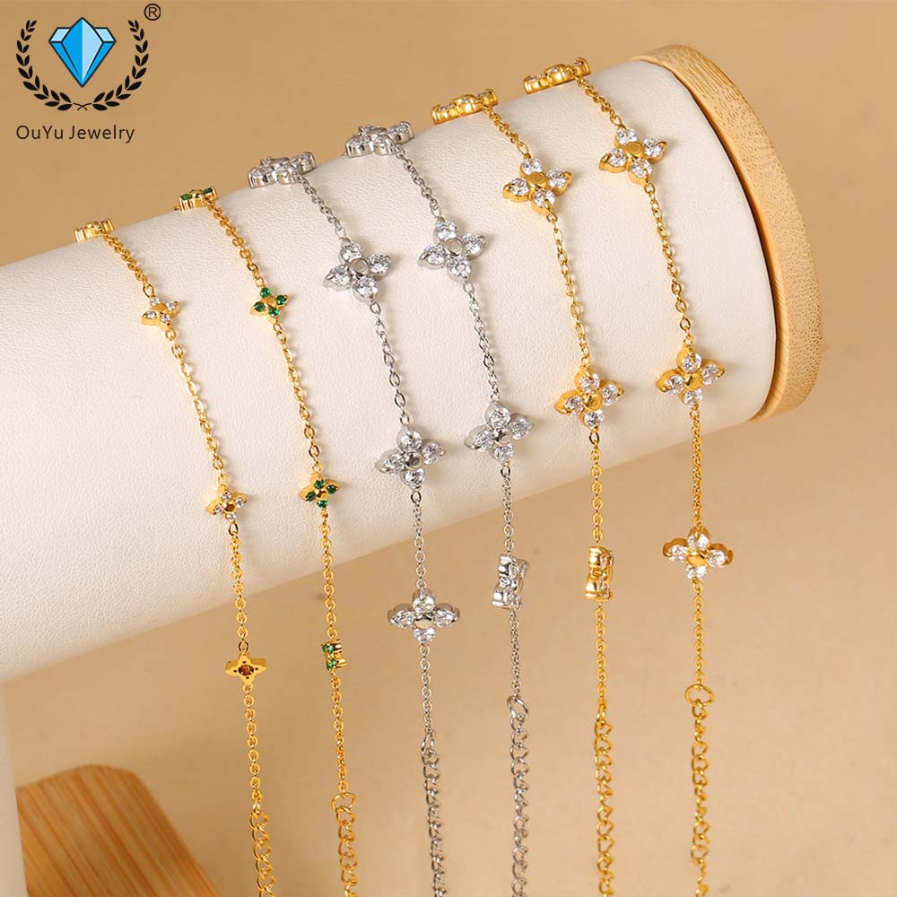 Bracelet Exquisite Fashion Stainless Steel Plated 18carat Gold Bracelet with Clover Inlaid White Green Zircon Bracelet for Girls