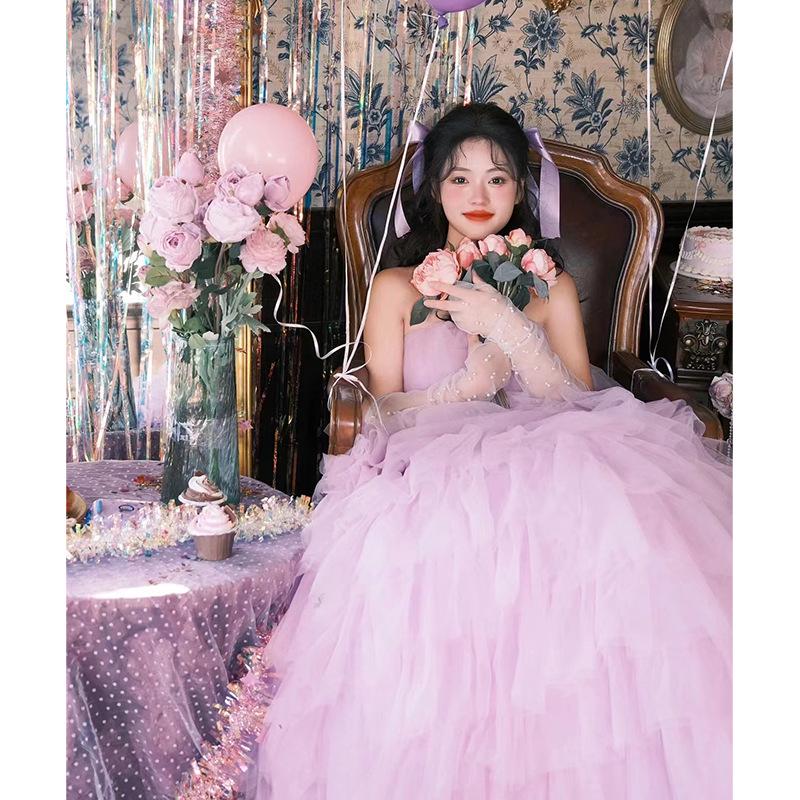 

Разноцветное платье без бретелек для уличной свадебной фотосессии в стиле принцессы из фатина XL фиолетовый