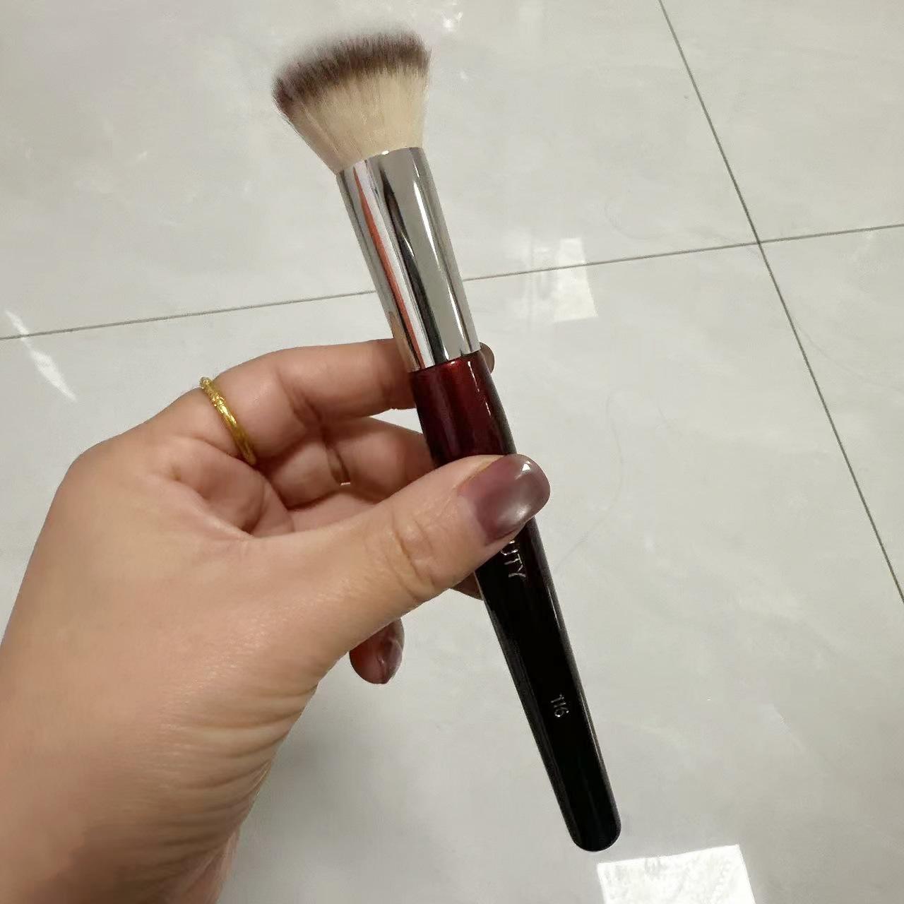 Серия BK 116 Круглая кисть для растушевки - Мягкая кисть для пудры, румян и хайлайтера