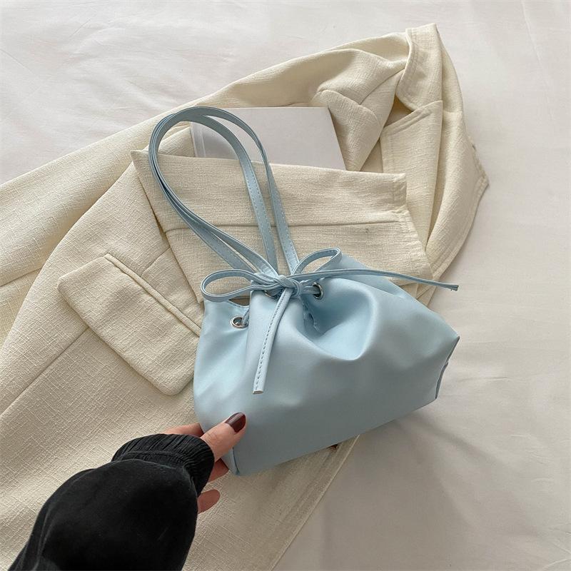 Underarm Bag Women's New Niche Design High Value Bow Fashionable Commuter One Shoulder Hand Bucket Bag