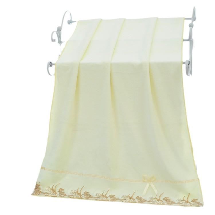 Prosoape de baie moi, absorbante din microfibră cu bordură din dantelă - Set de două piese, prietenoase cu pielea