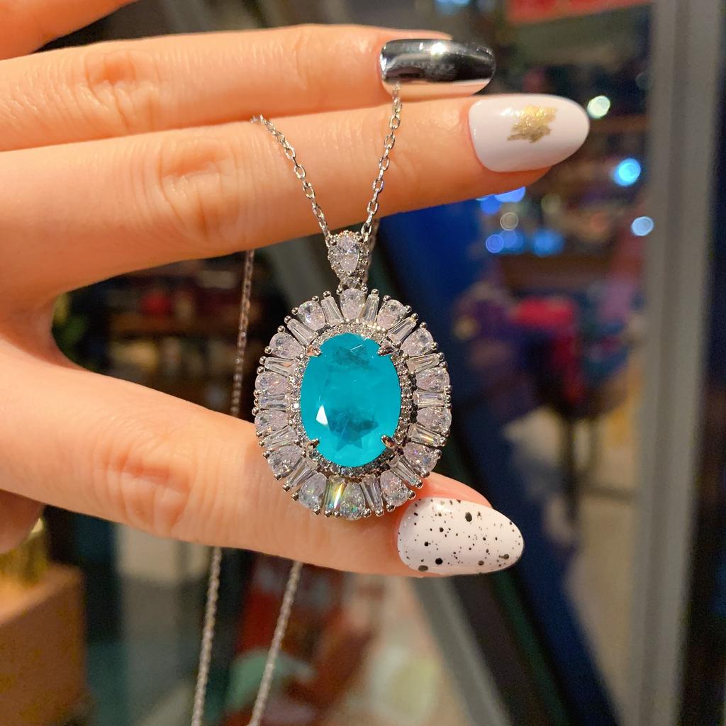 Huameimei Cross Border New Simulated Grandmother Emerald Necklace Artificial Paraiba Pendant