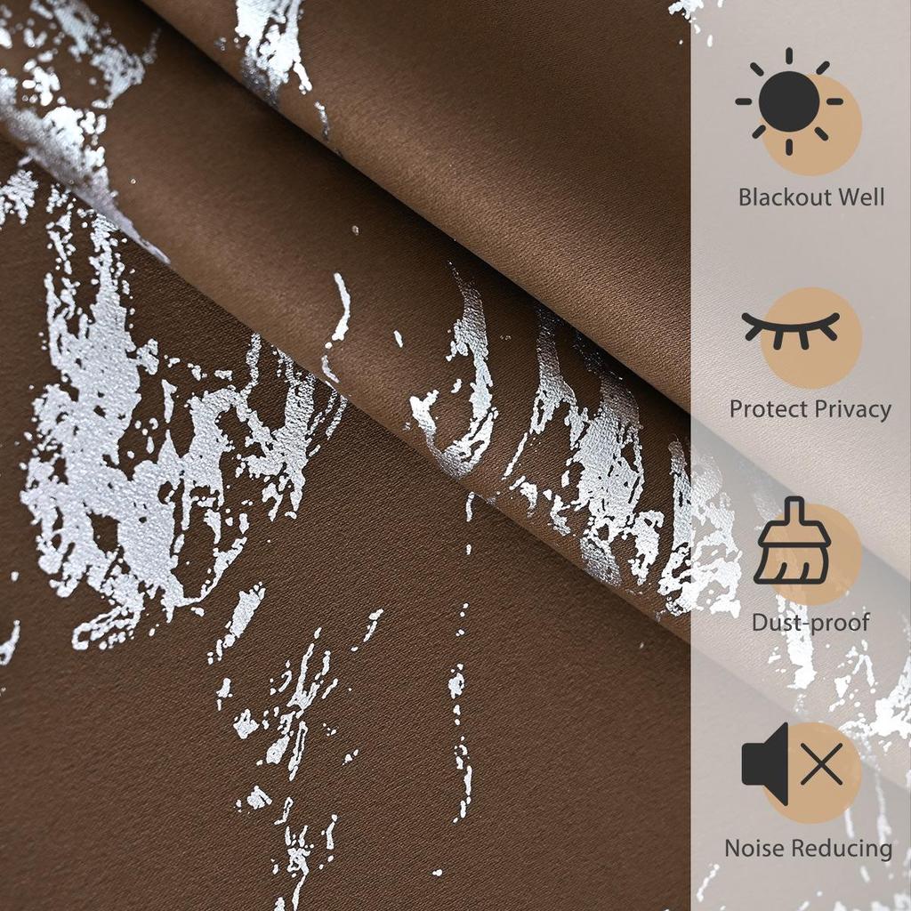 Czarno-białe zasłony zaciemniające z nadrukiem w srebrne wzory marmurowe, o wysokiej precyzji, do ochrony przed słońcem w salonie