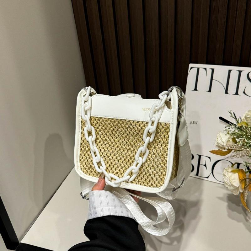 Woven Chain Handbag Women's 2025 New Textured Straw Shoulder Messenger Bag Versatile Contrasting Color Small Square Bag