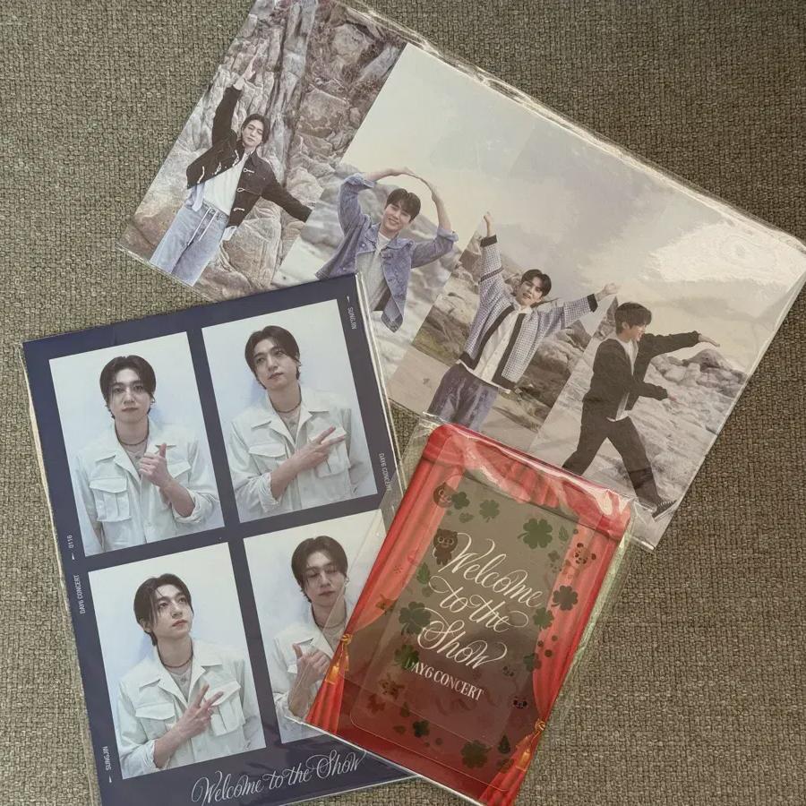 

Day6 Cherry Blossom Con Madejon Four-cut Photo Group Photo + 24 Fanmeeting Admission Gift