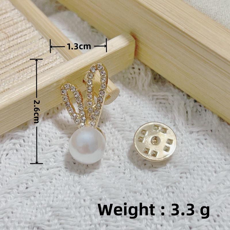 High-End Women's Butterfly Anti-Exposure Fashion Brooch