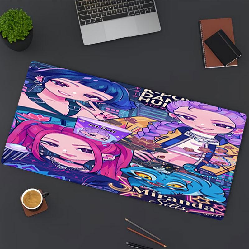 Podložka pod myš s potiskem KPop Demon Hunters, pro podložku pod klávesnici, podložka pro notebook PC pro kancelářské domácí použití, dekorace stolu, perfektní dárek k narozeninám pro hráče