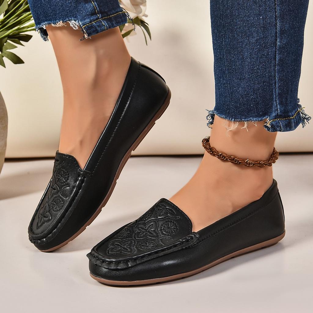 Fashion Women Flat Shoes 2024 Spring New Casual Single Shoes Large Size Round Head Loafers Flat Bottom Soft Sole Shoes Zapatos De Mujer