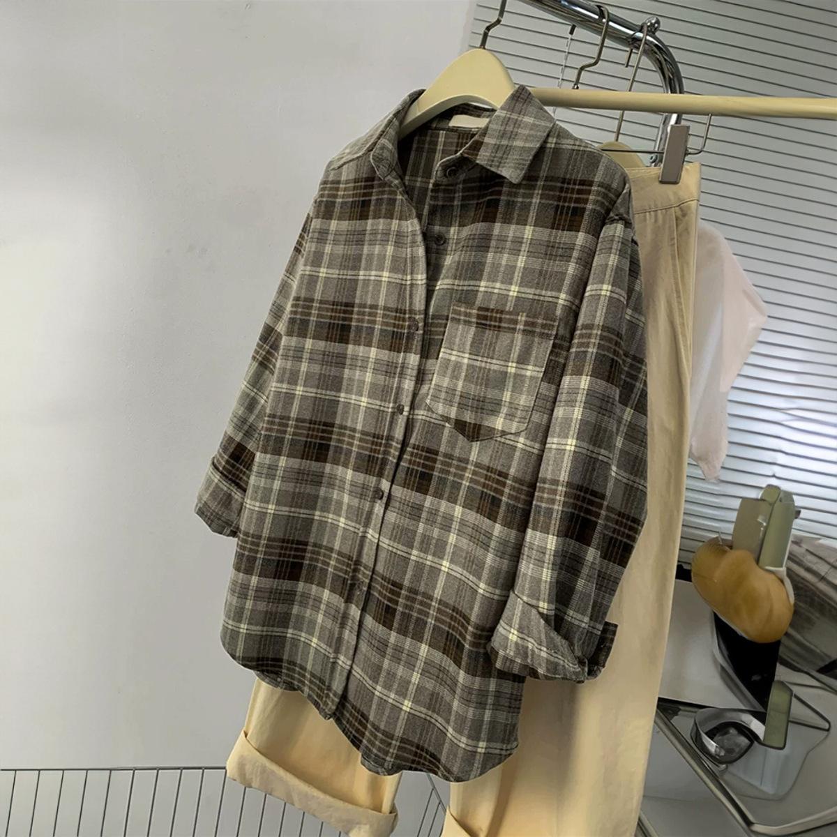 

Women s Plaid Flannel Shirt Oversized Casual Button-Up Long Sleeve Blouse S сірий колір