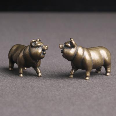 Cute Copper Pig Figurine Lucky Animal Statue Home Decor for Living Room Ornament  Antique Brass Office Desk Decoration Miniature