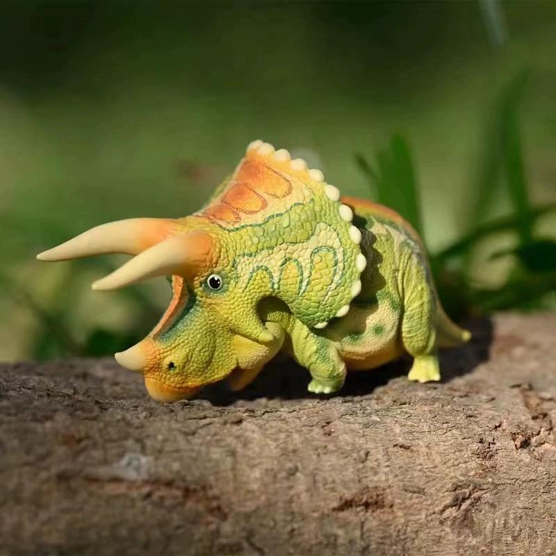New Animal Planet Circular Ankylosaurus Sword Dragon Bull Dragon Brachiosaurus Triceratops Dinosaur Blind Box Figurine Gift
