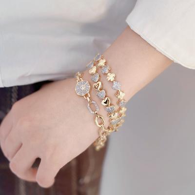 Leichter Luxus Exquisites High-End Mode Armband Vierblättriges Kleeblatt Schmuck Liebesarmband