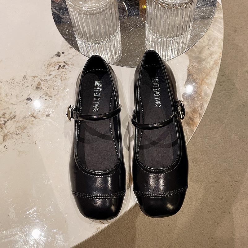 Dameneinzelne Schuhe Mary Jane flacher Mund neu Fee Französisch 2025 Frühling Koreanische Version eckiger Kopf Wind weiche Sohle Doudou Schuhe