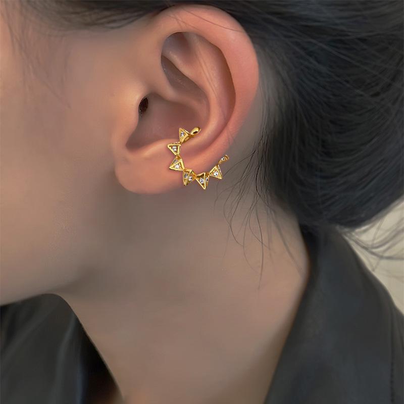 1 Stück Modischer Minimalistischer Kein Piercing Ohr-Manschetten-Ohrringe für Damen Fake Piercing Ohr-Manschetten-Clips Ohrringe für Damen Manschetten Schmuck
