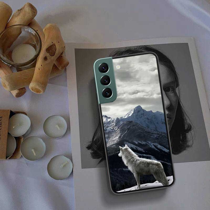 Snow White Blue Eyes Wolf Phone Case For Samsung Galaxy A12 A22 A32 A42 A52 A72 A54 A34 A24 A14 A73 A53 A33 A23 A13 5G F52 F62 C