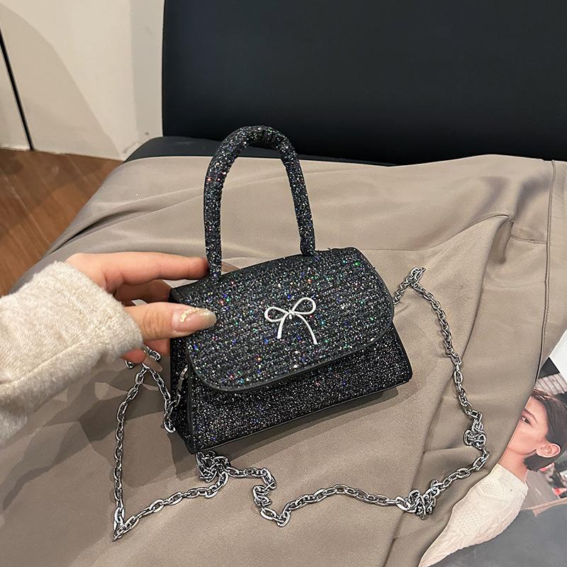 2025 new sweet bow niche foreign sense simple high value shoulder messenger bag temperament small square bag women