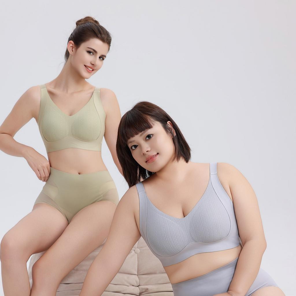 Göğüs Küçültme ve Çok Satan Yelek ile Büyük Beden Tam Kupa Sütyen