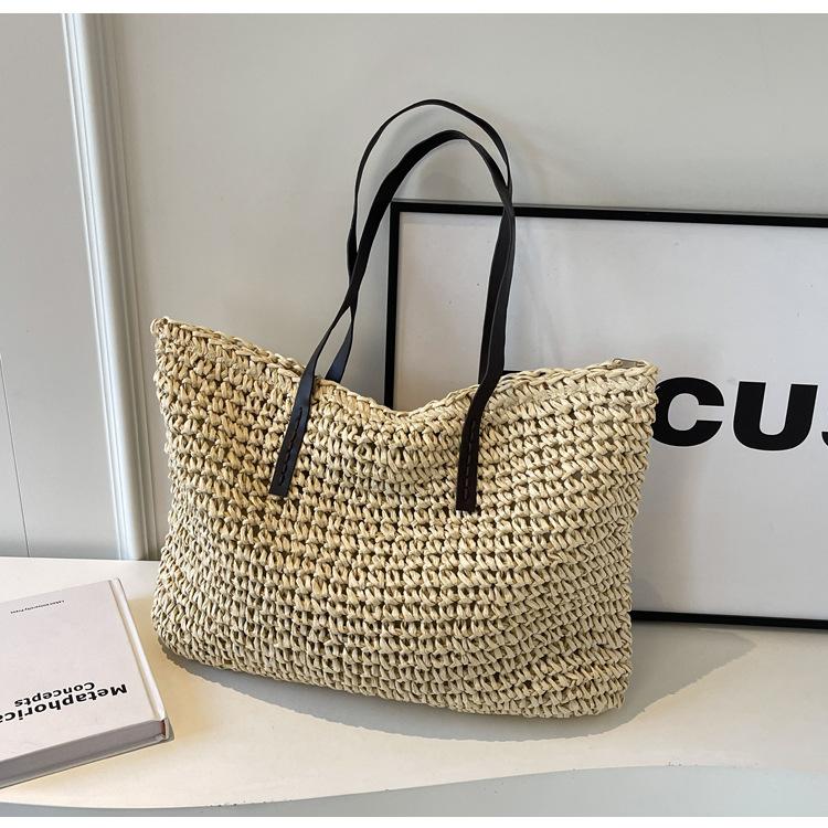 Straw Bag New Beach Woven Straw Bag Shoulder Women's Bag Simple Large-capacity Leisure Vacation Travel Bag