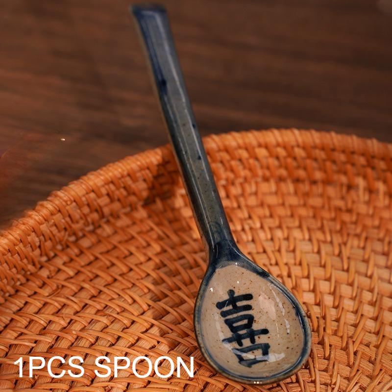 

Japan Handmade Clay Small Spoon Ceramics Tableware Blue and White Porcelain Coffee Dessert Soup Rice Spoon Kitchen Supplies