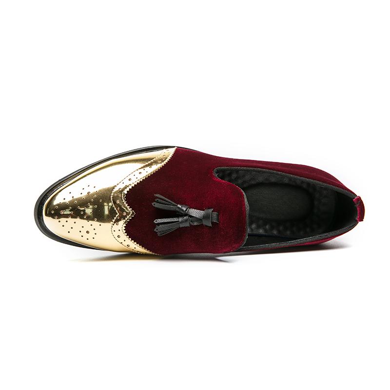 2025 British Luxury Men Velvet Leather Brogue Shoes Pointed Toe Tassels Loafers Wedding Dress Prom Groom Footwear Zapatos Hombre