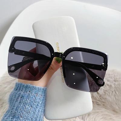 Nadměrné sluneční brýle muž žena módní bez obrouček vintage čtvercové sluneční brýle design UV400 dámské odstíny